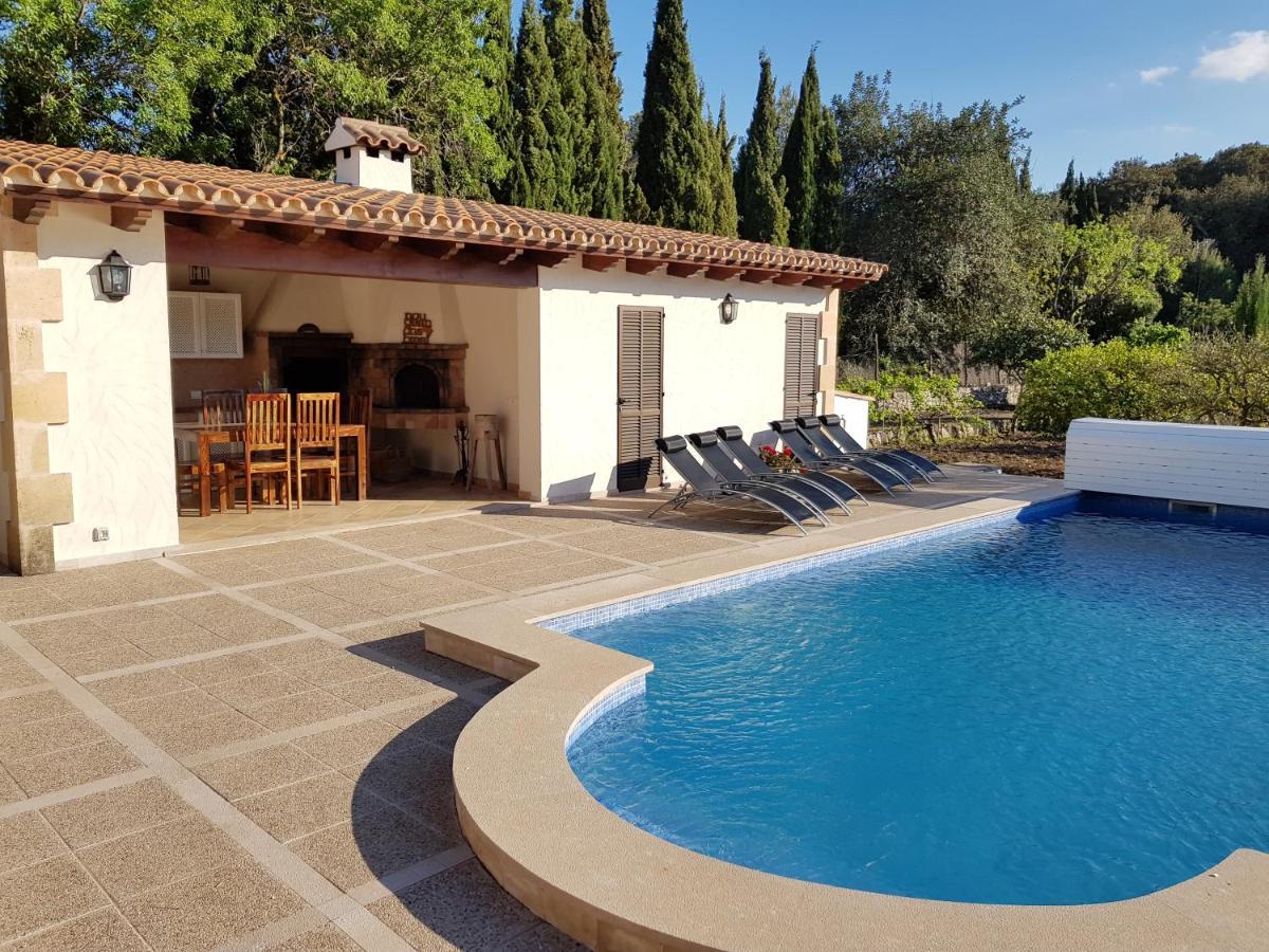 Villa Milagro - 3 Bedroom Finca Style Villa With Pool Near Golf Course/Beaches - Air Cond. Pollença Esterno foto