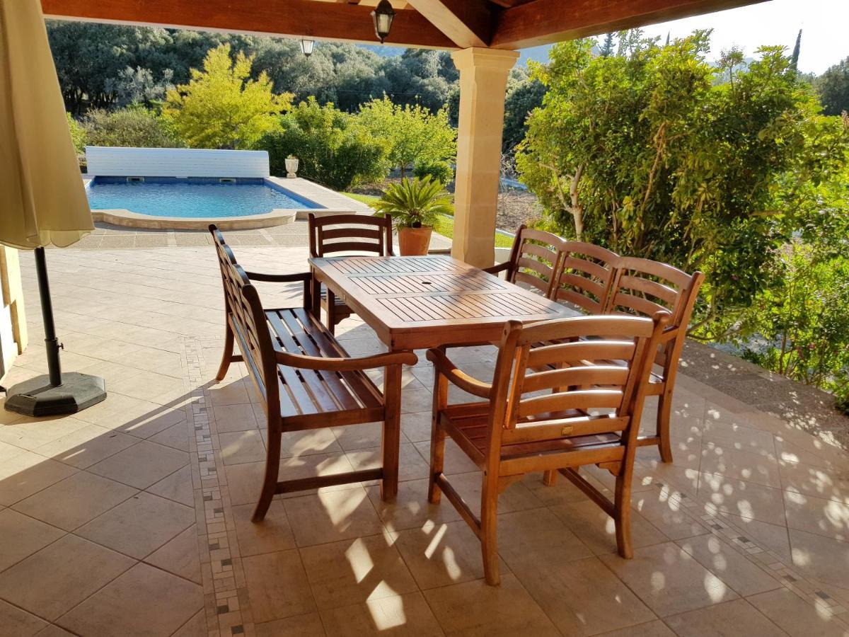 Villa Milagro - 3 Bedroom Finca Style Villa With Pool Near Golf Course/Beaches - Air Cond. Pollença Esterno foto